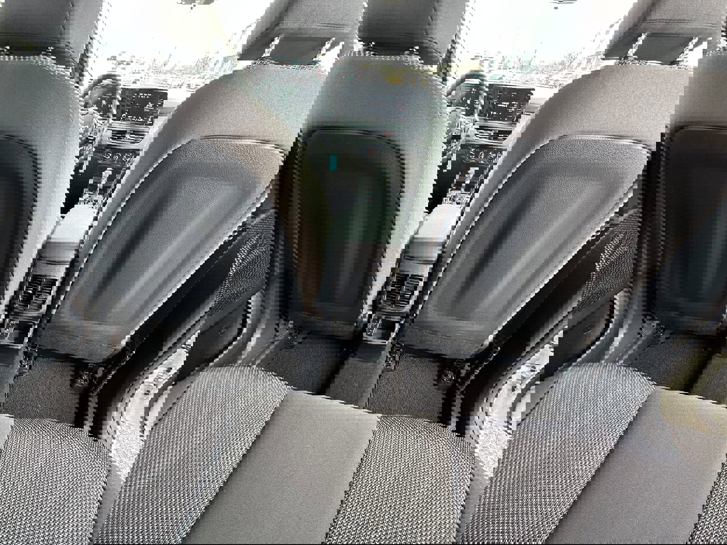 Used 2024 Kia Seltos LX image 16