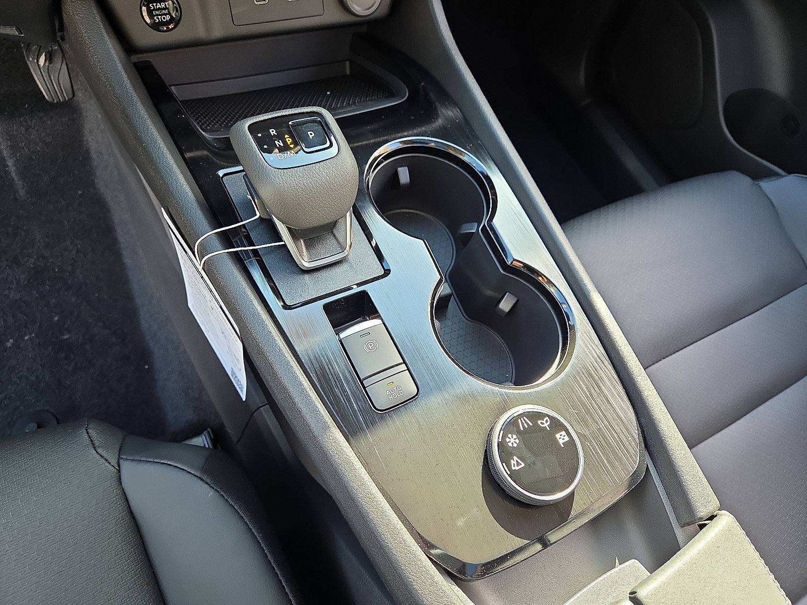 New 2026 Nissan Rogue SV image 7