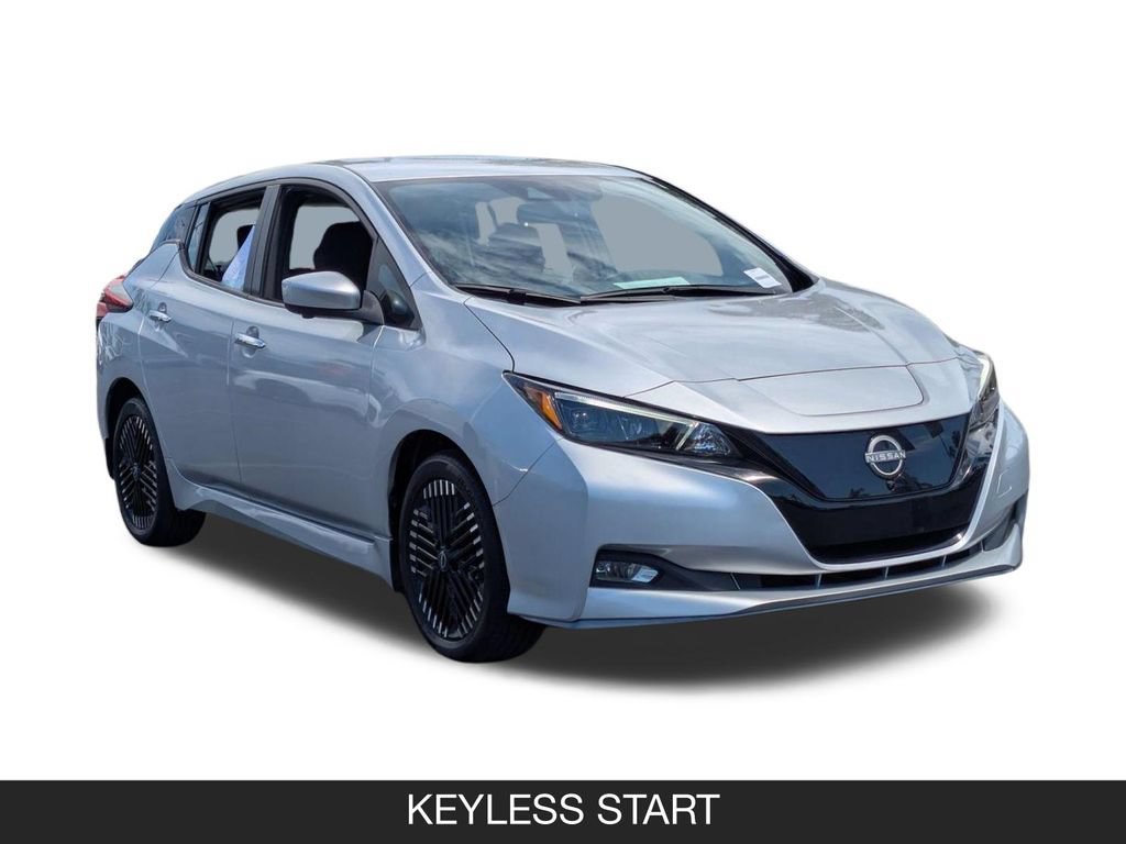 Used 2025 Nissan Leaf SV Plus FWD image 2