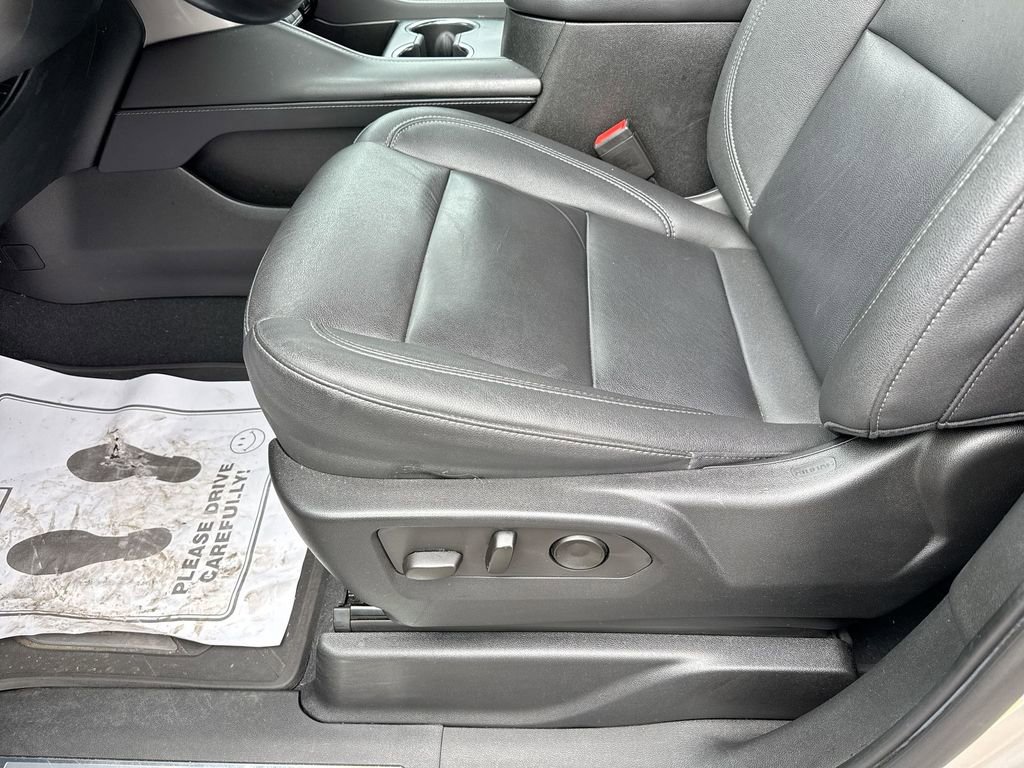 Used 2023 Chevrolet Tahoe Z71 w/ Off-Road Capability Package image 14