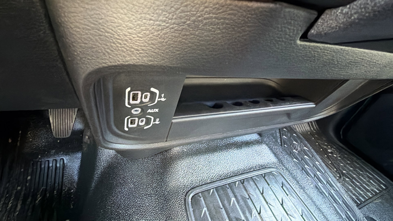 New 2026 RAM 4500 Tradesman w/ Chrome Appearance Group image 31