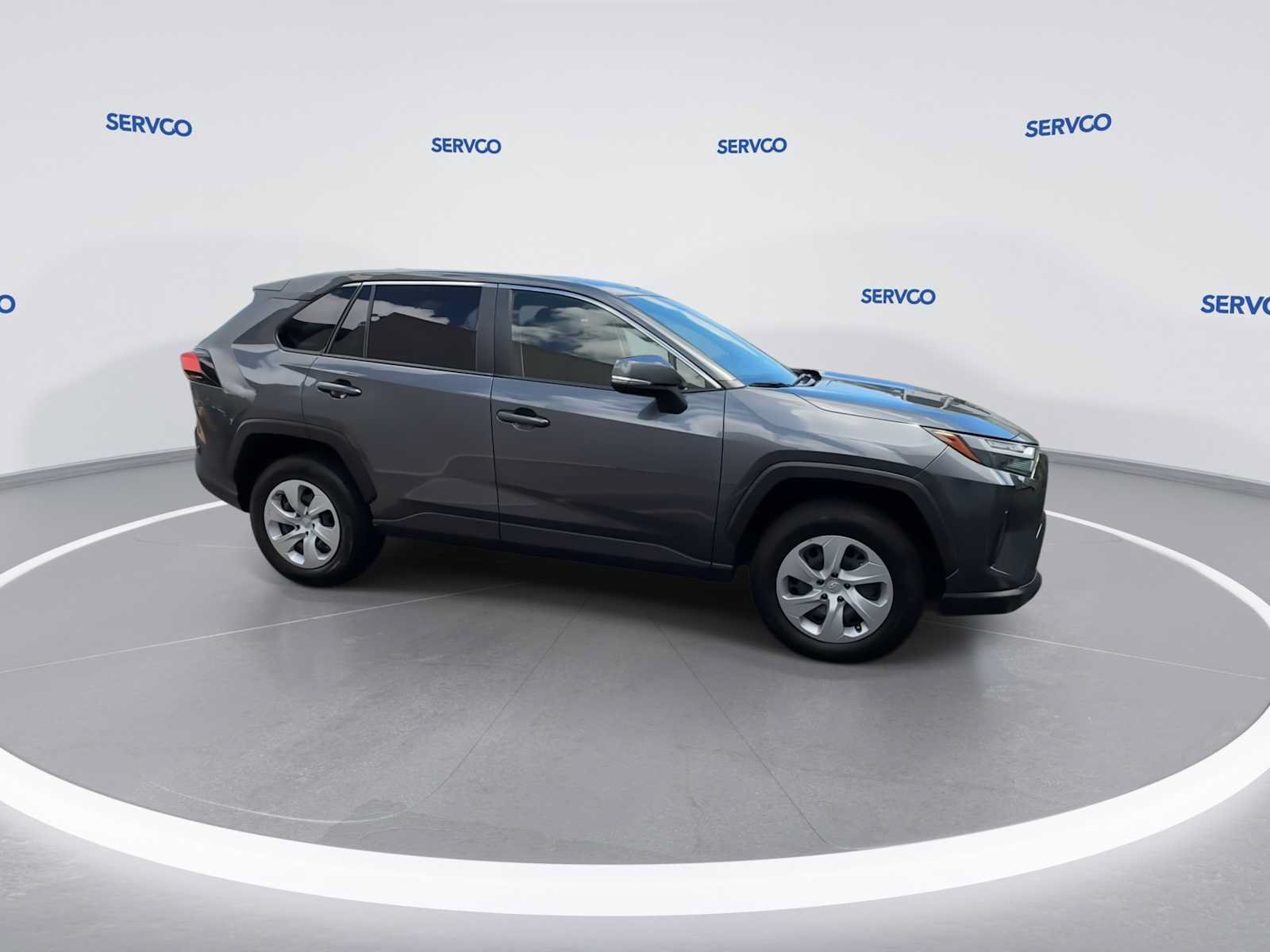 Used 2024 Toyota RAV4 LE FWD image 9