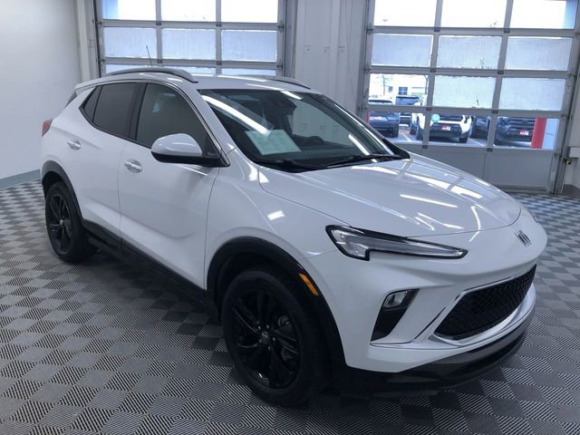 Used 2024 Buick Encore GX Sport Touring image 31