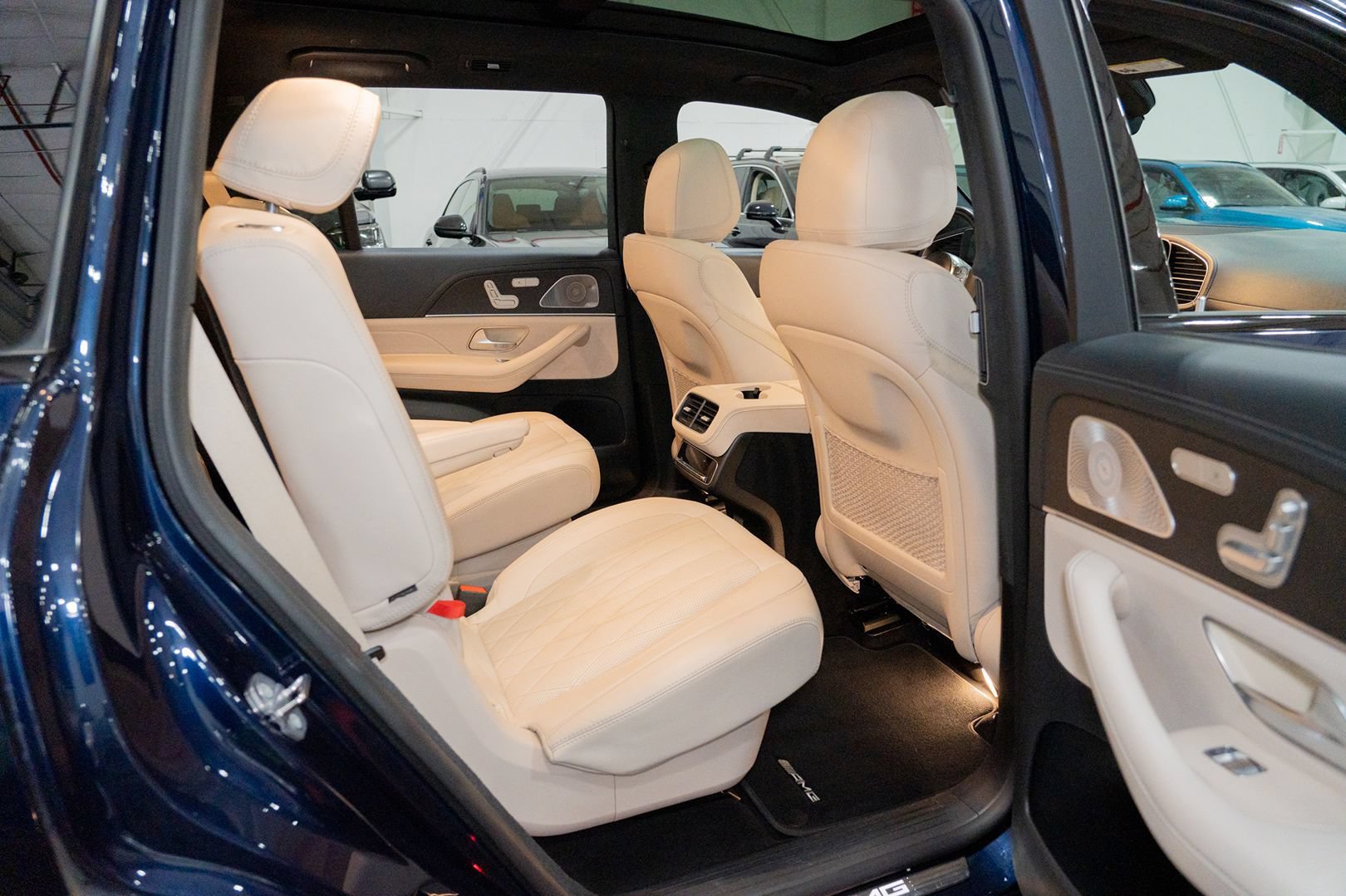 Used 2021 Mercedes-Benz GLS 63 AMG 4MATIC image 32