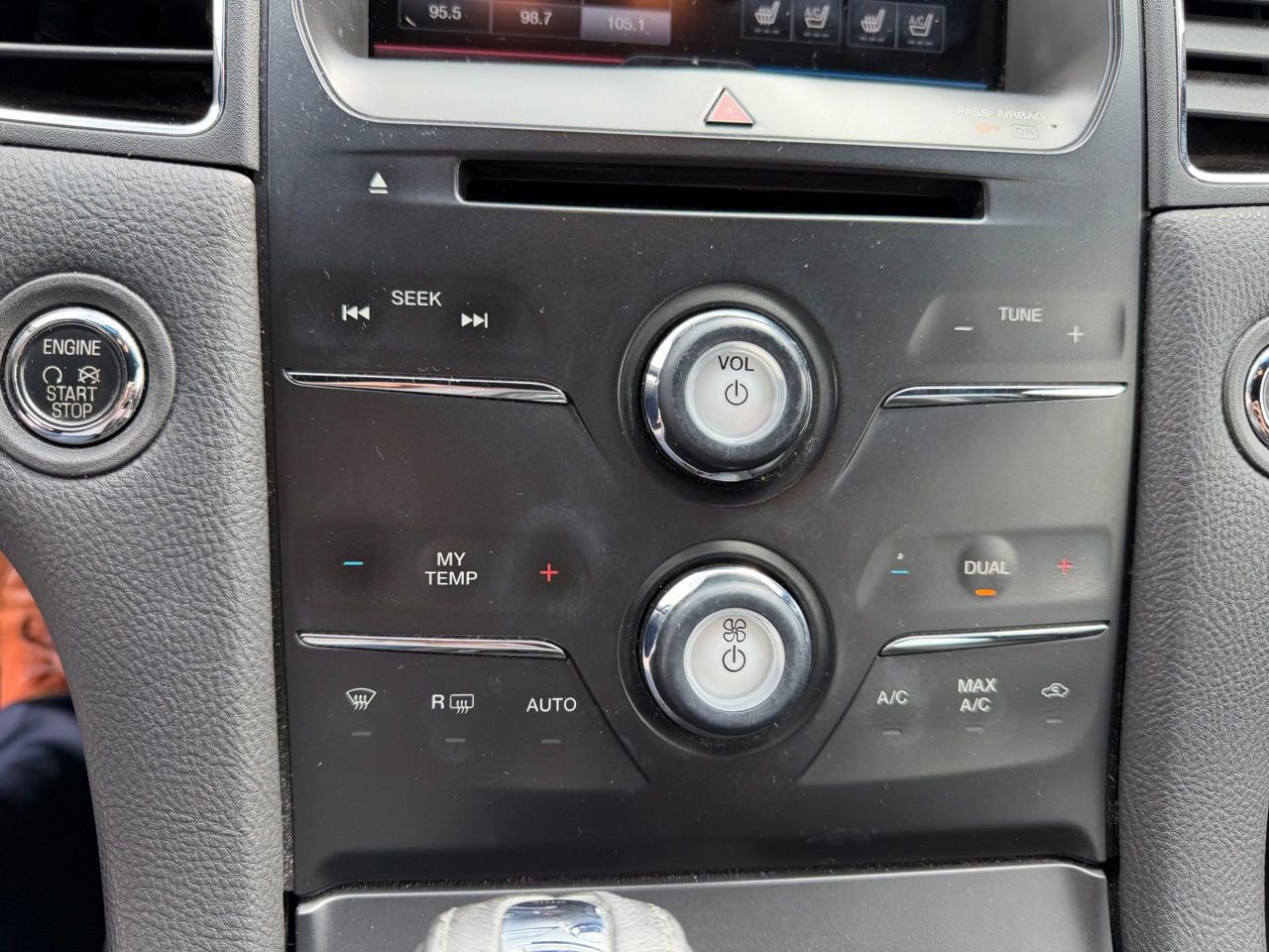 Used 2014 Ford Taurus Limited image 13