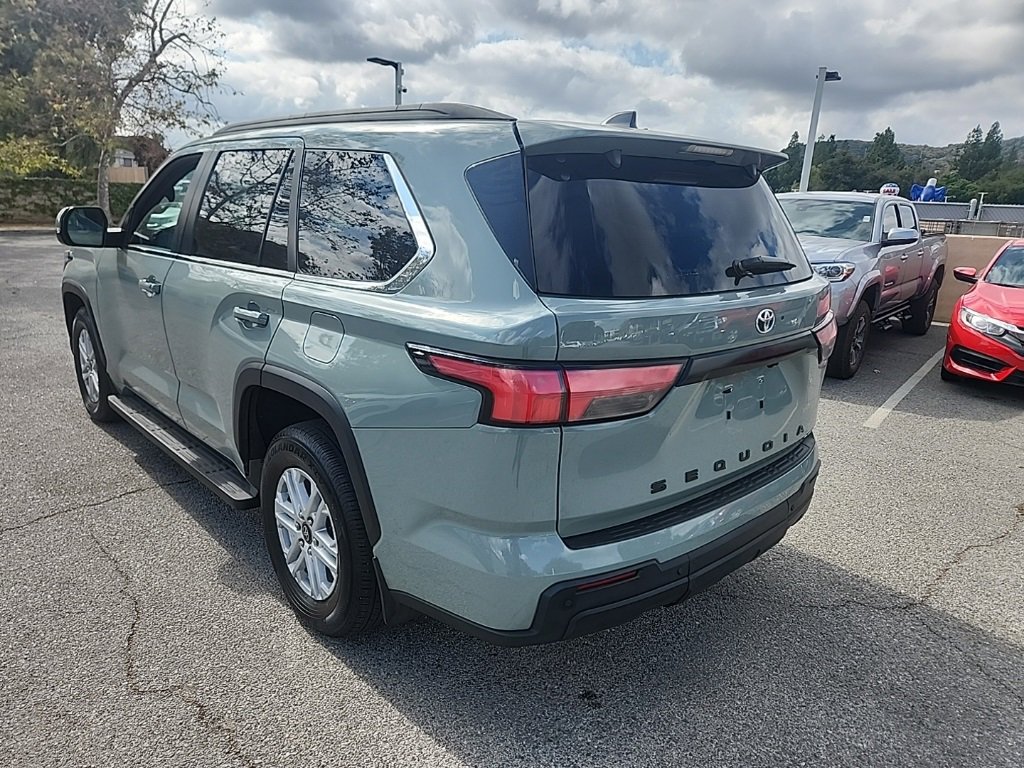 Used 2025 Toyota Sequoia SR5 image 3