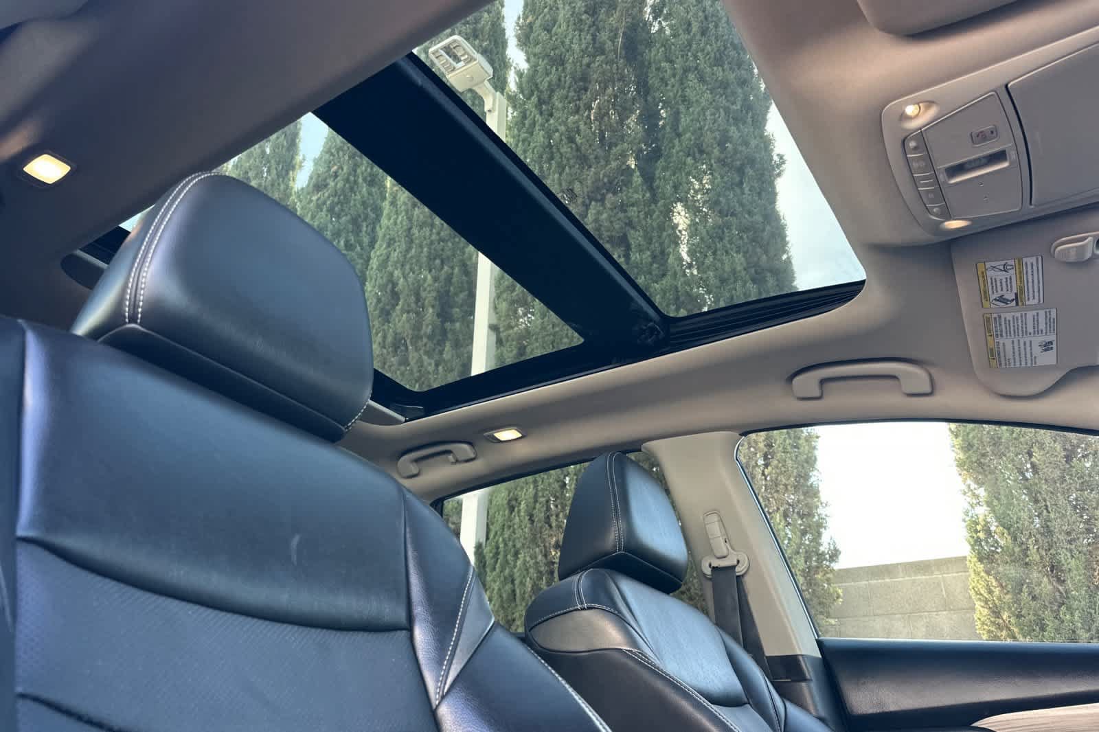 Used 2018 Nissan Murano Platinum w/ Cargo Package FWD image 19