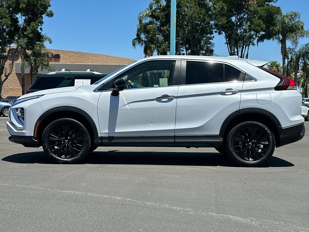 Used 2022 Mitsubishi Eclipse Cross LE AWD/4WD image 6