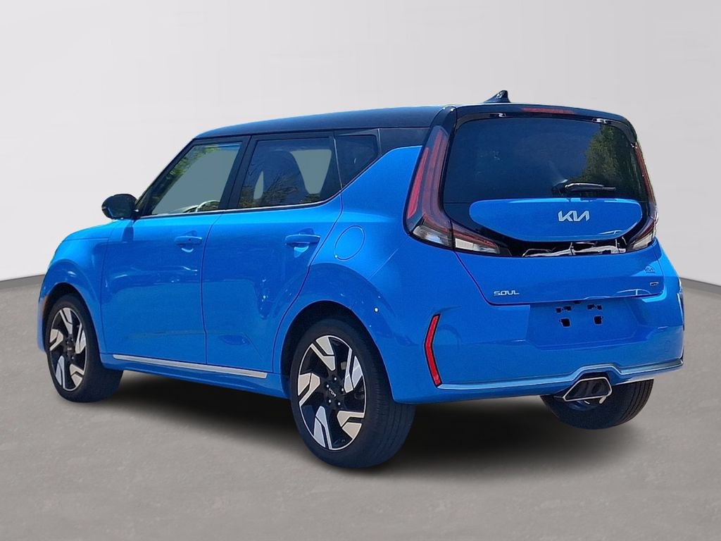 Used 2023 Kia Soul GT-Line FWD image 4