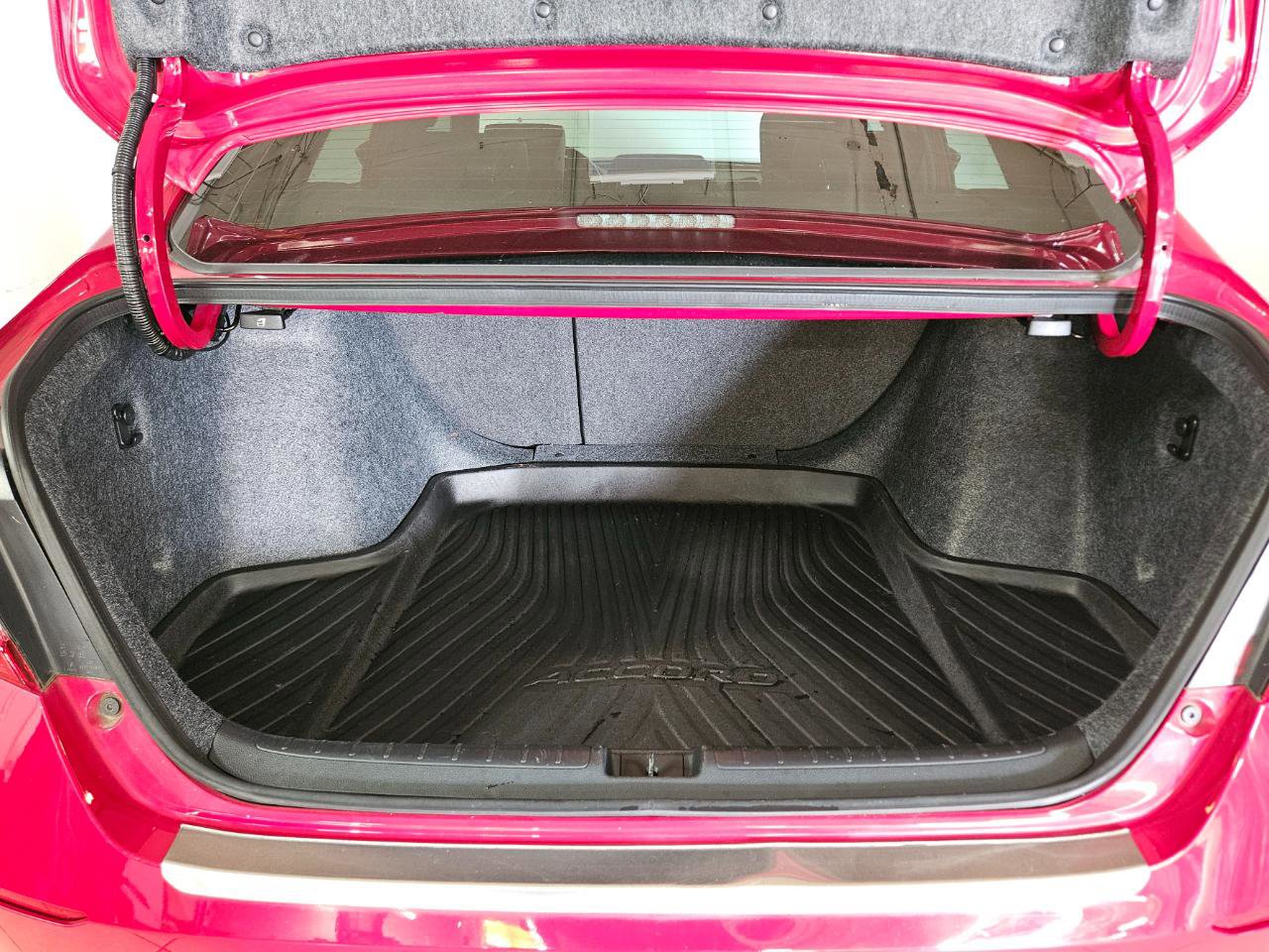 Used 2022 Honda Accord Sport image 28