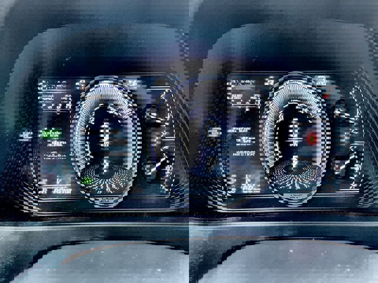 Used 2020 Lexus UX 250h w/ Premium Package image 28