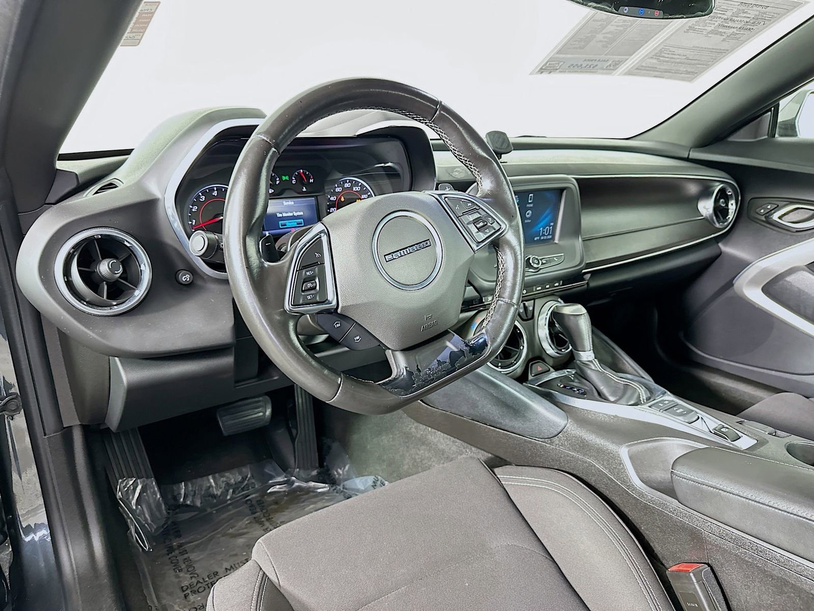 Used 2016 Chevrolet Camaro LT RWD image 10