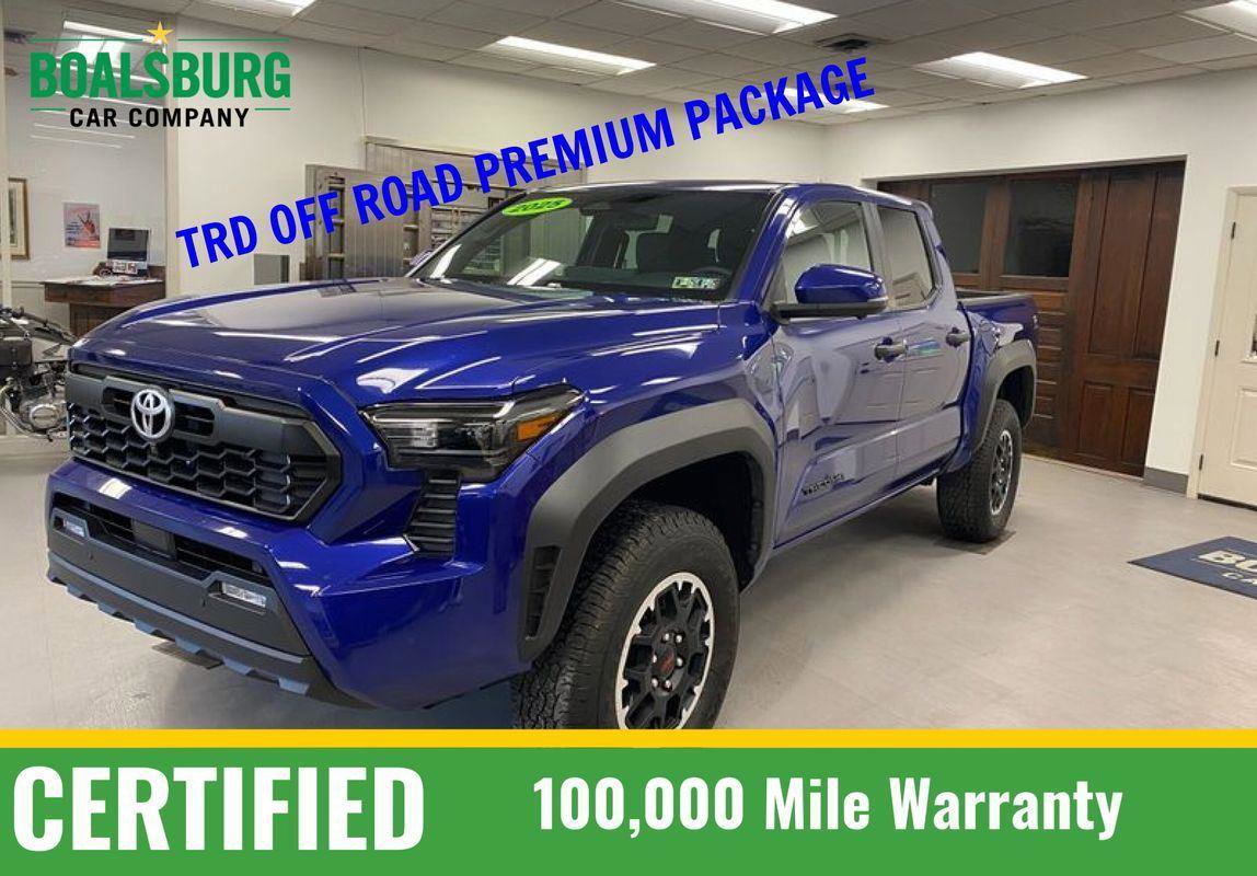 Used 2025 Toyota Tacoma TRD Off-Road image 1