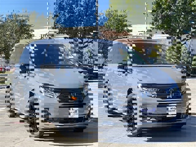 New 2026 Honda Odyssey Sport-L image 2