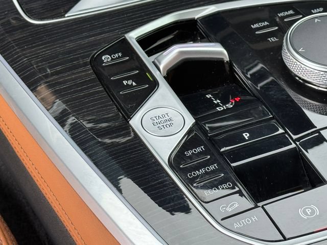 Used 2024 BMW X5 xDrive40i w/ M Sport Package AWD/4WD image 26