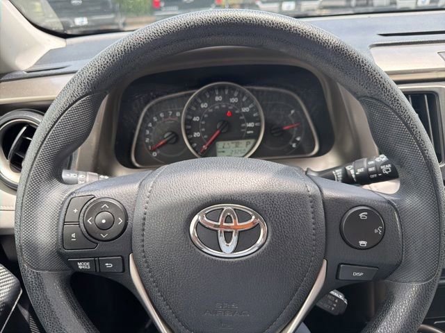 Used 2014 Toyota RAV4 XLE FWD image 4