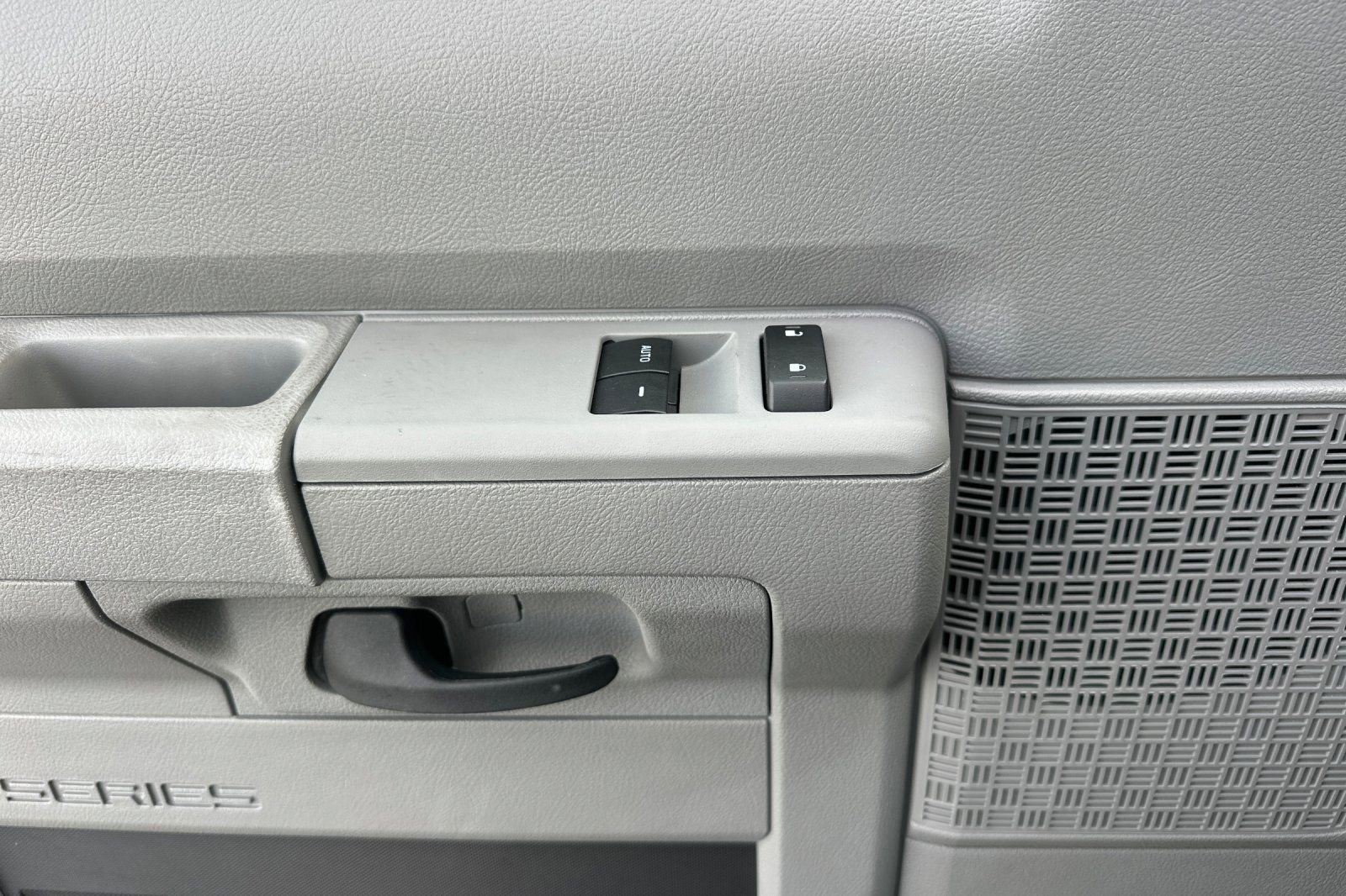 New 2026 Ford E-350 and Econoline 350 Super Duty w/ Power Equipment Group image 11