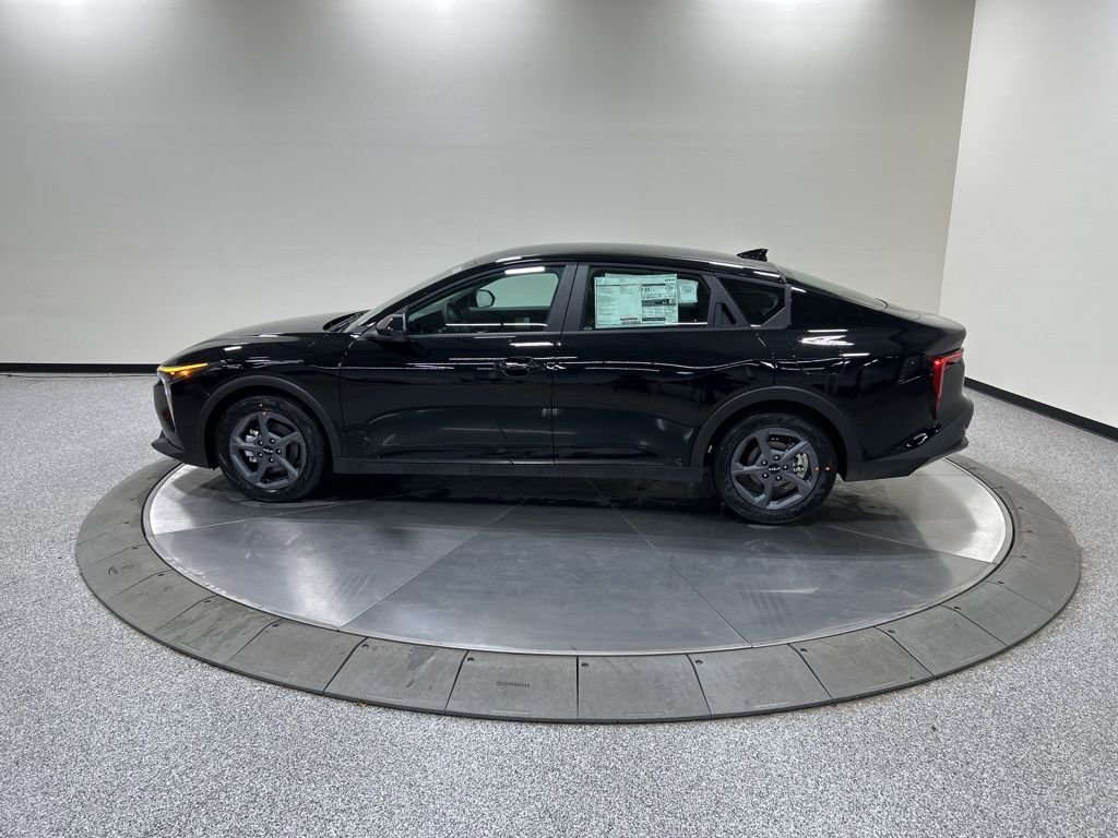 New 2026 Kia K4 LXS image 8