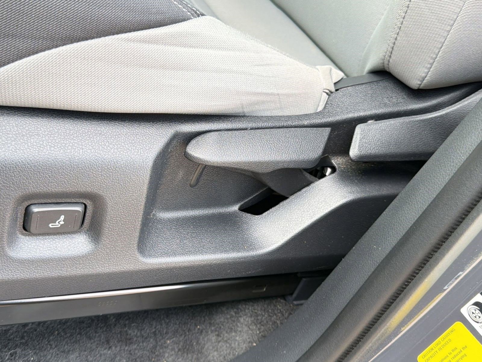 Used 2024 Toyota Tacoma TRD Off-Road AWD/4WD image 13