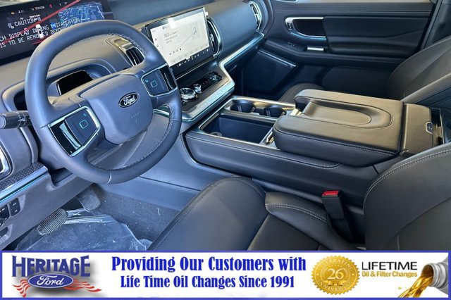 New 2026 Ford Expedition Platinum w/ Stealth Performance Package AWD/4WD image 10