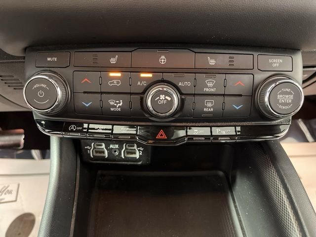 Used 2023 Dodge Durango GT RWD image 27