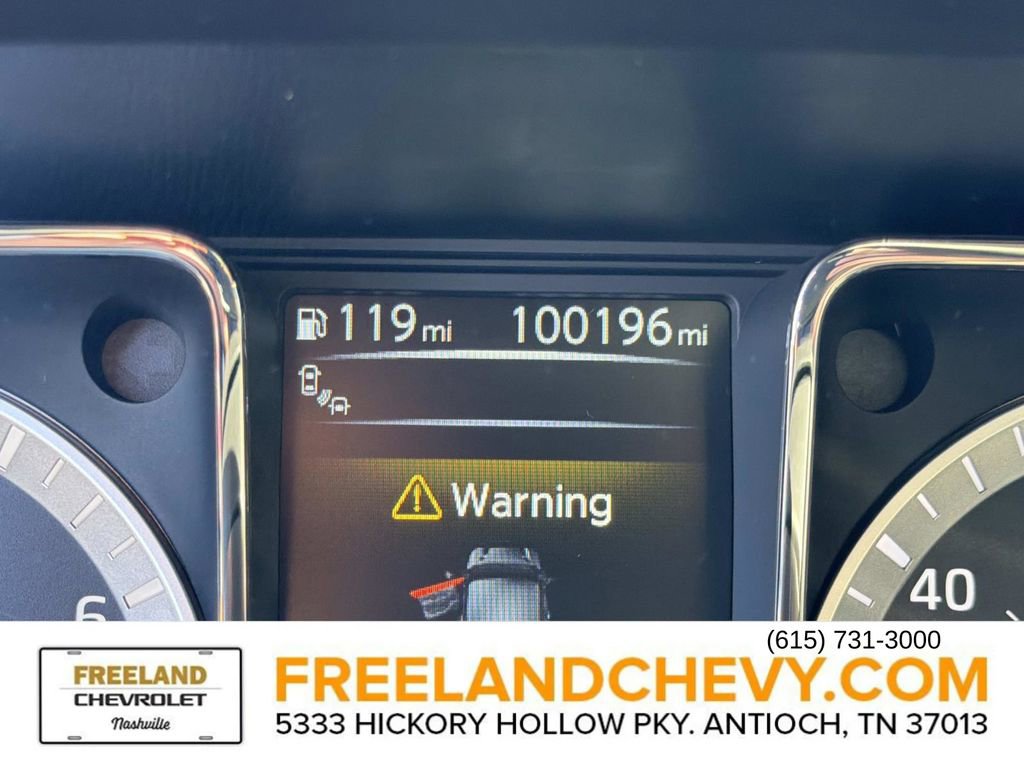 Used 2017 Nissan Titan SV image 36