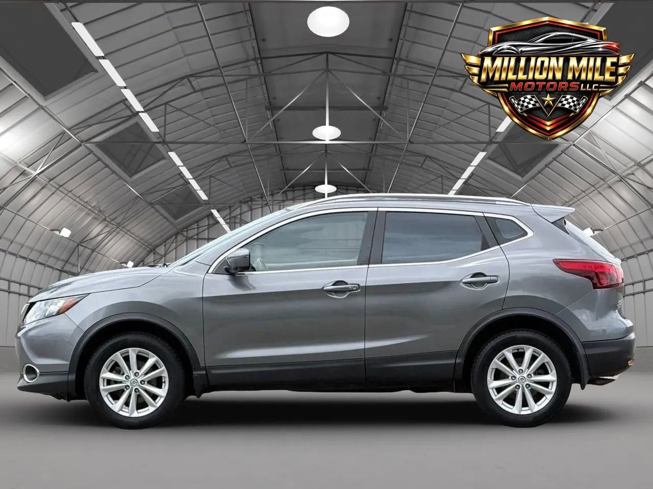 Used 2017 Nissan Rogue Sport SV w/ SV Premium Package AWD/4WD image 8