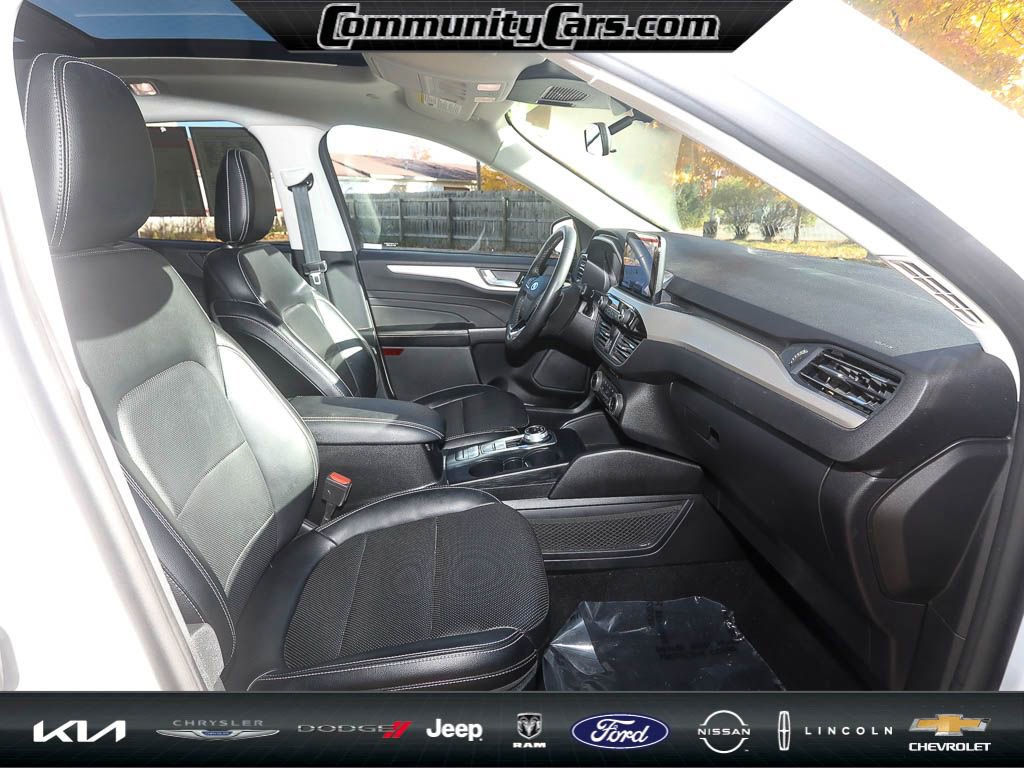 Used 2022 Ford Escape SEL image 23