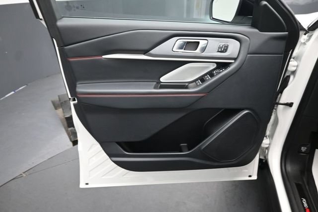 Certified 2025 Ford Explorer ST AWD/4WD image 20