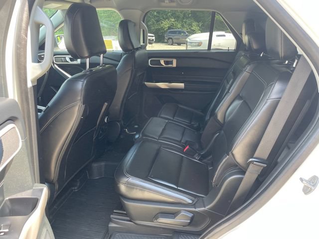 Used 2022 Ford Explorer XLT w/ Equipment Group 202A AWD/4WD image 20