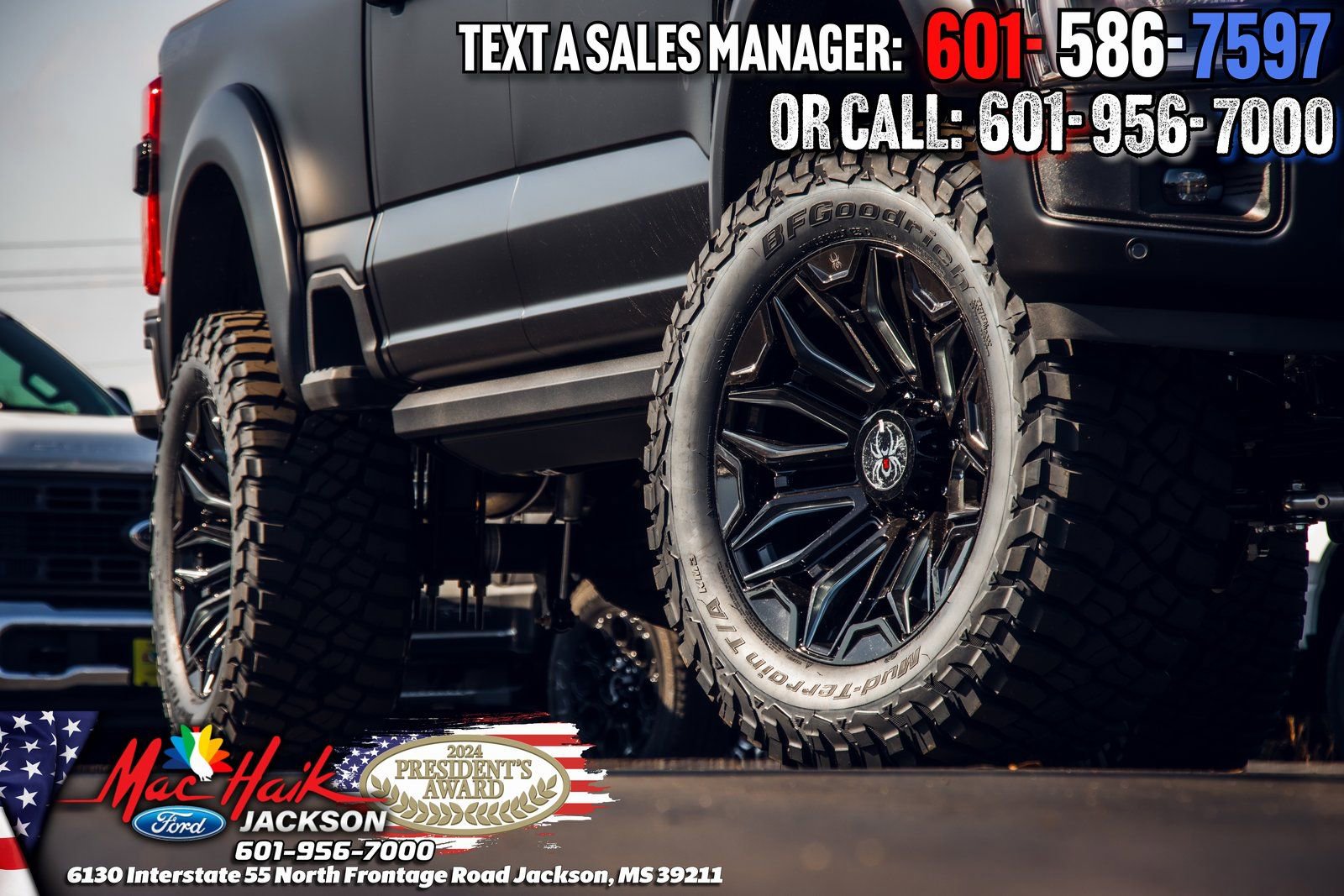 New 2026 Ford F250 Lariat w/ Black Appearance Package image 31