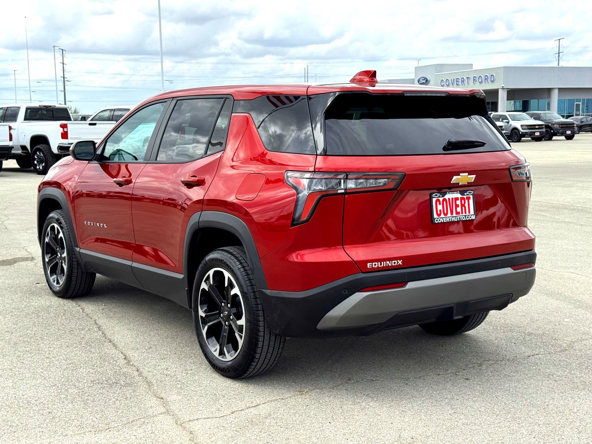 Used 2026 Chevrolet Equinox LT image 10