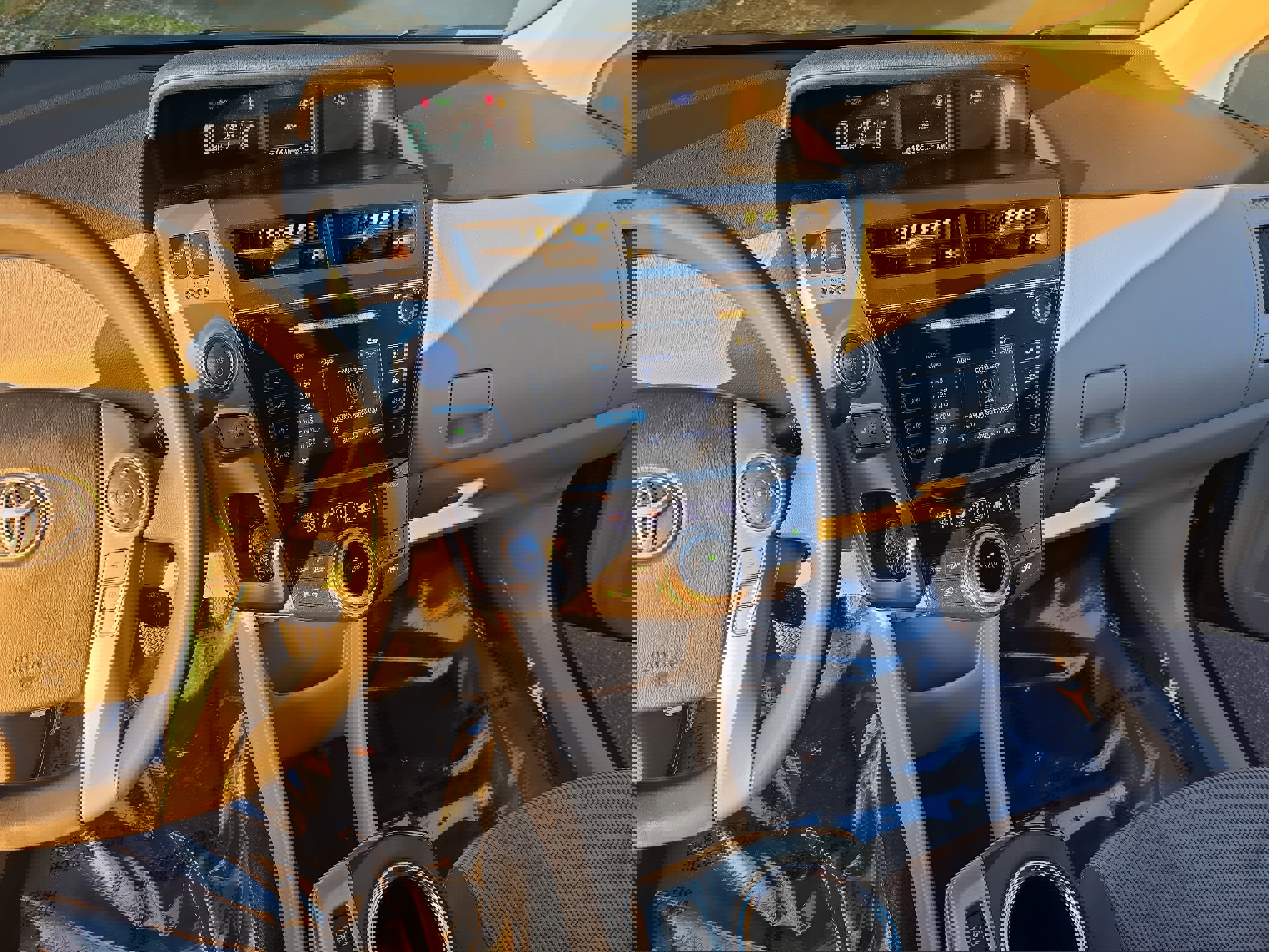 Used 2016 Toyota Prius V Three image 20