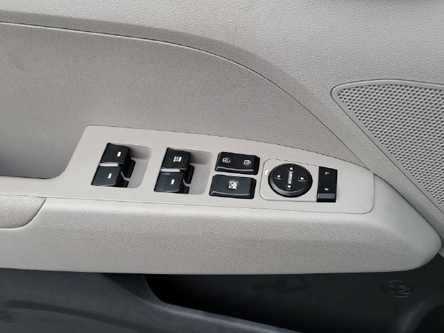 Used 2020 Hyundai Elantra SE FWD image 16