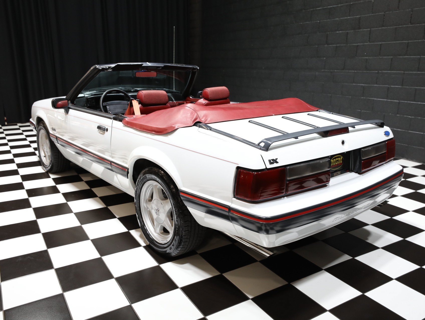 Used 1991 Ford Mustang LX RWD image 34
