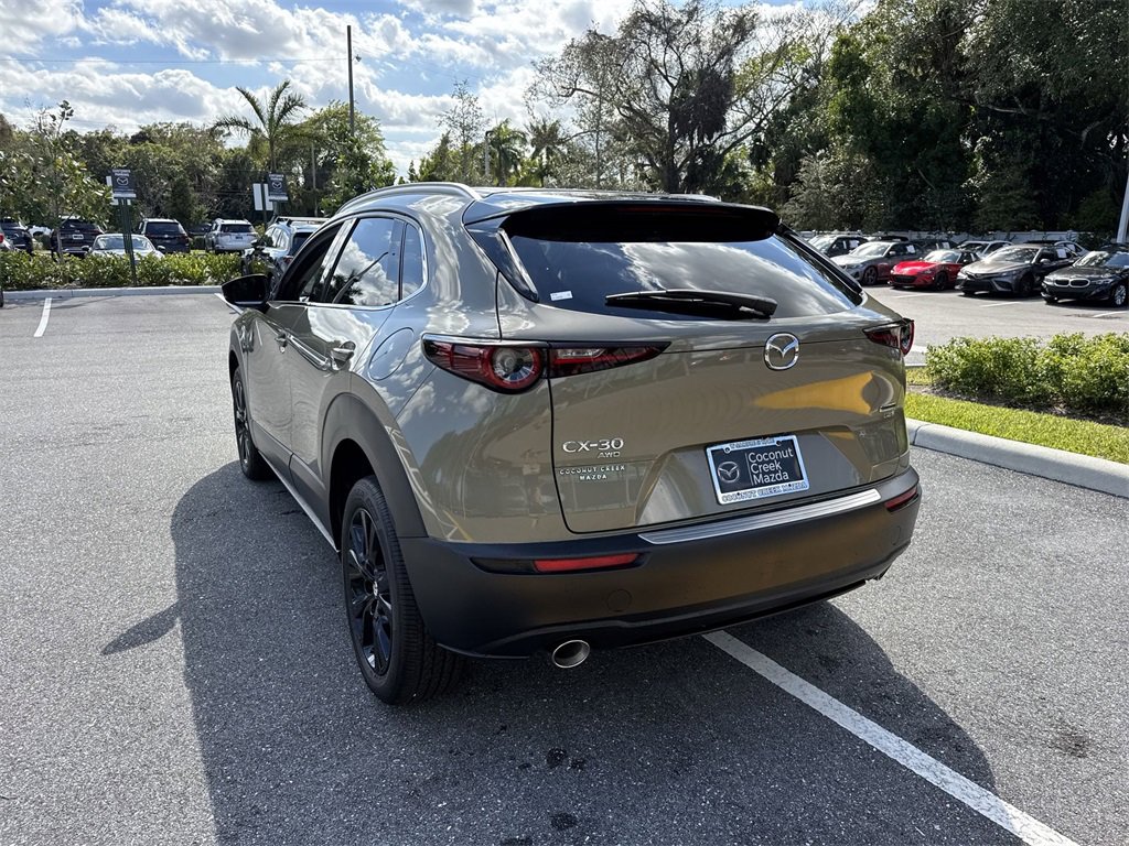 New 2024 MAZDA CX-30 Carbon image 14