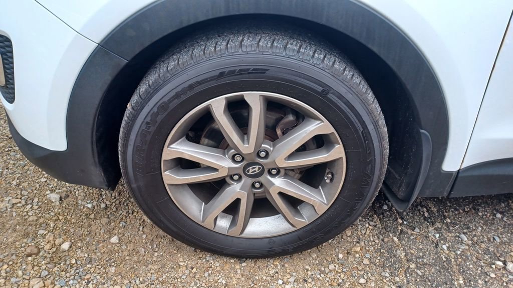 Used 2016 Hyundai Santa Fe Sport 2.0T image 3