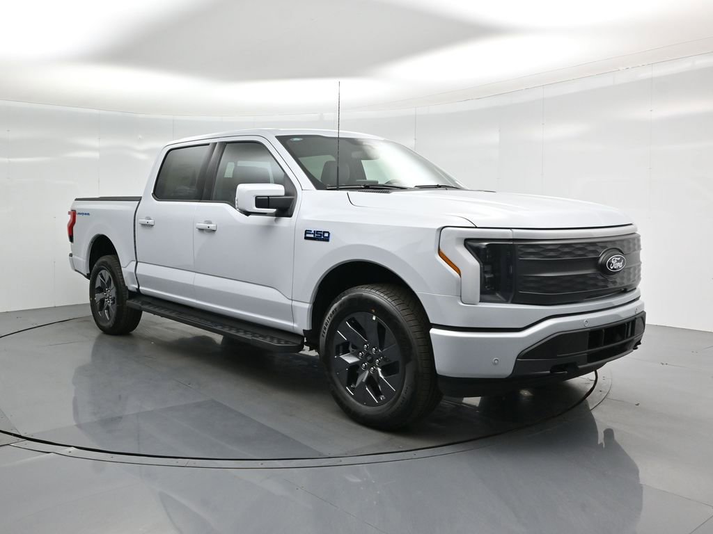 New 2025 Ford F150 Lightning Lariat image 25