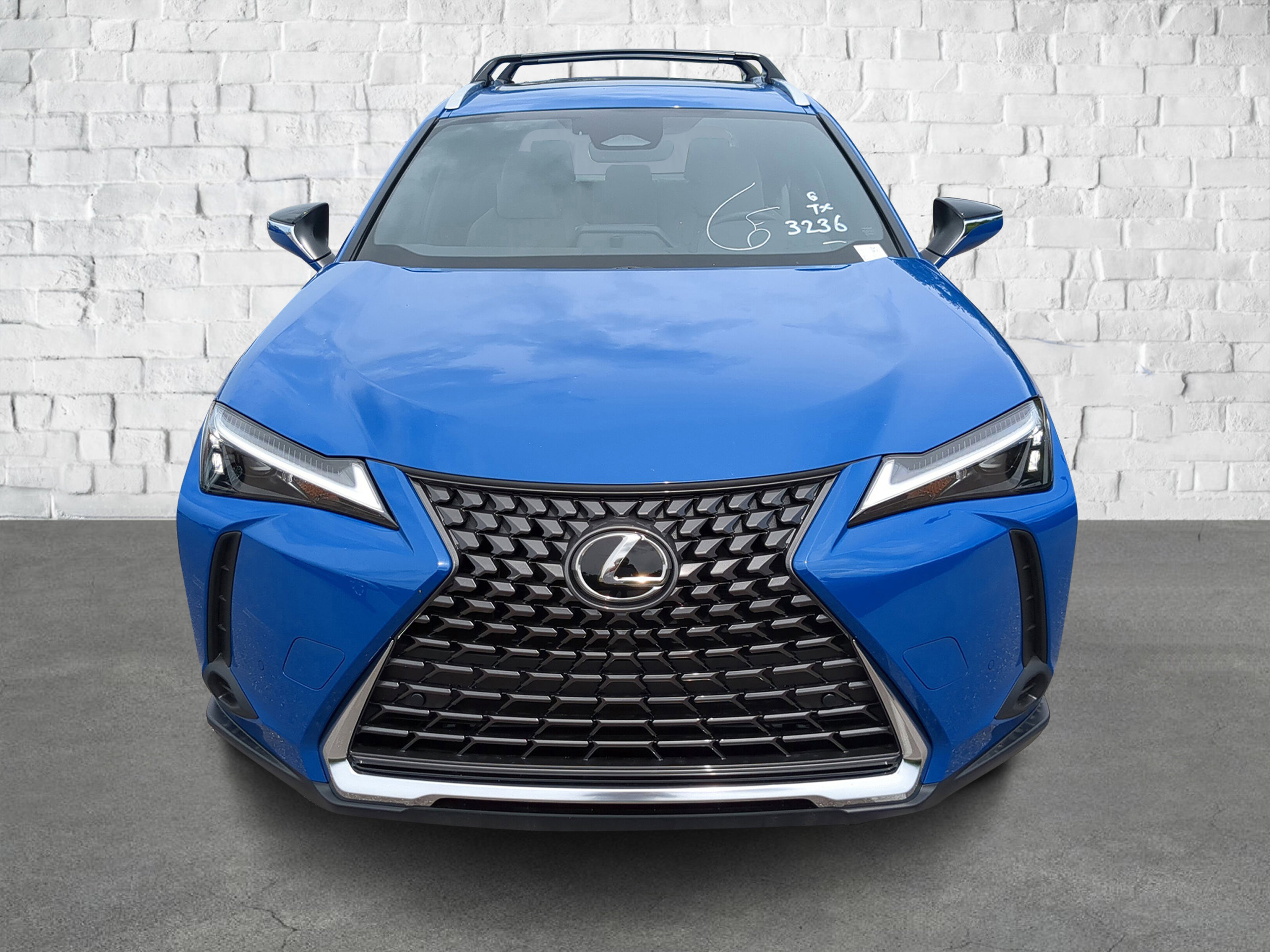 New 2025 Lexus UX 300h FWD image 2