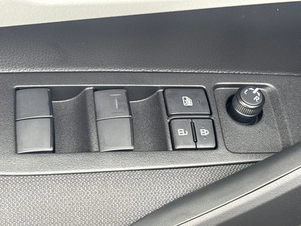 New 2026 Toyota Corolla SE image 7