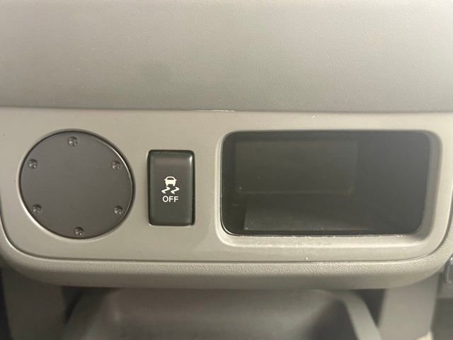 Used 2016 Nissan Frontier S image 27