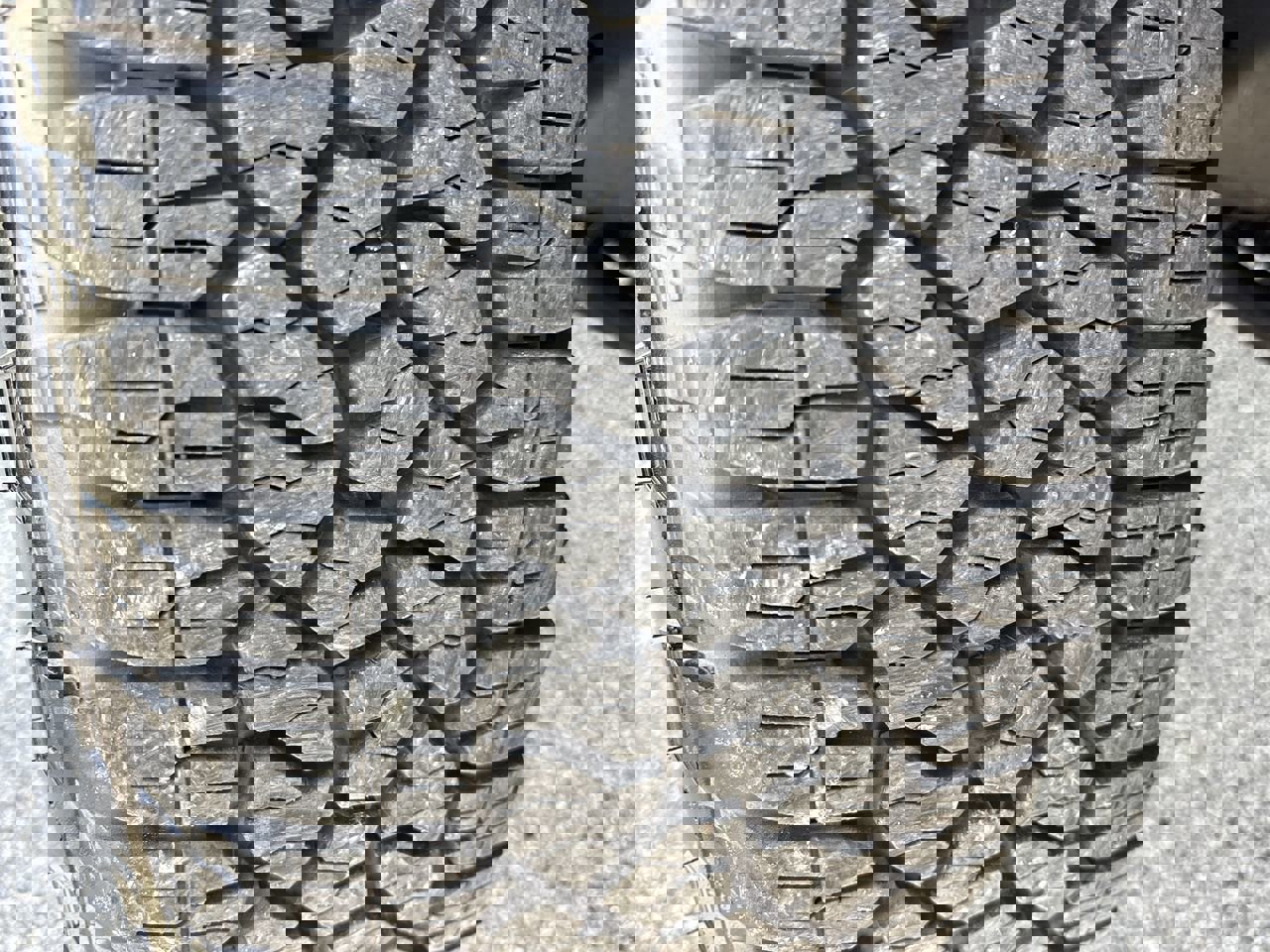 Used 2025 GMC Sierra 2500 Denali Ultimate image 37