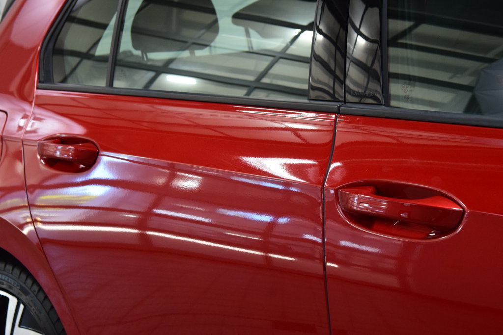 Used 2024 Volkswagen GTI SE FWD image 18