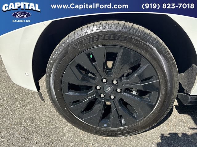 Certified 2025 Ford Expedition Platinum w/ Stealth Appearance Package image 12