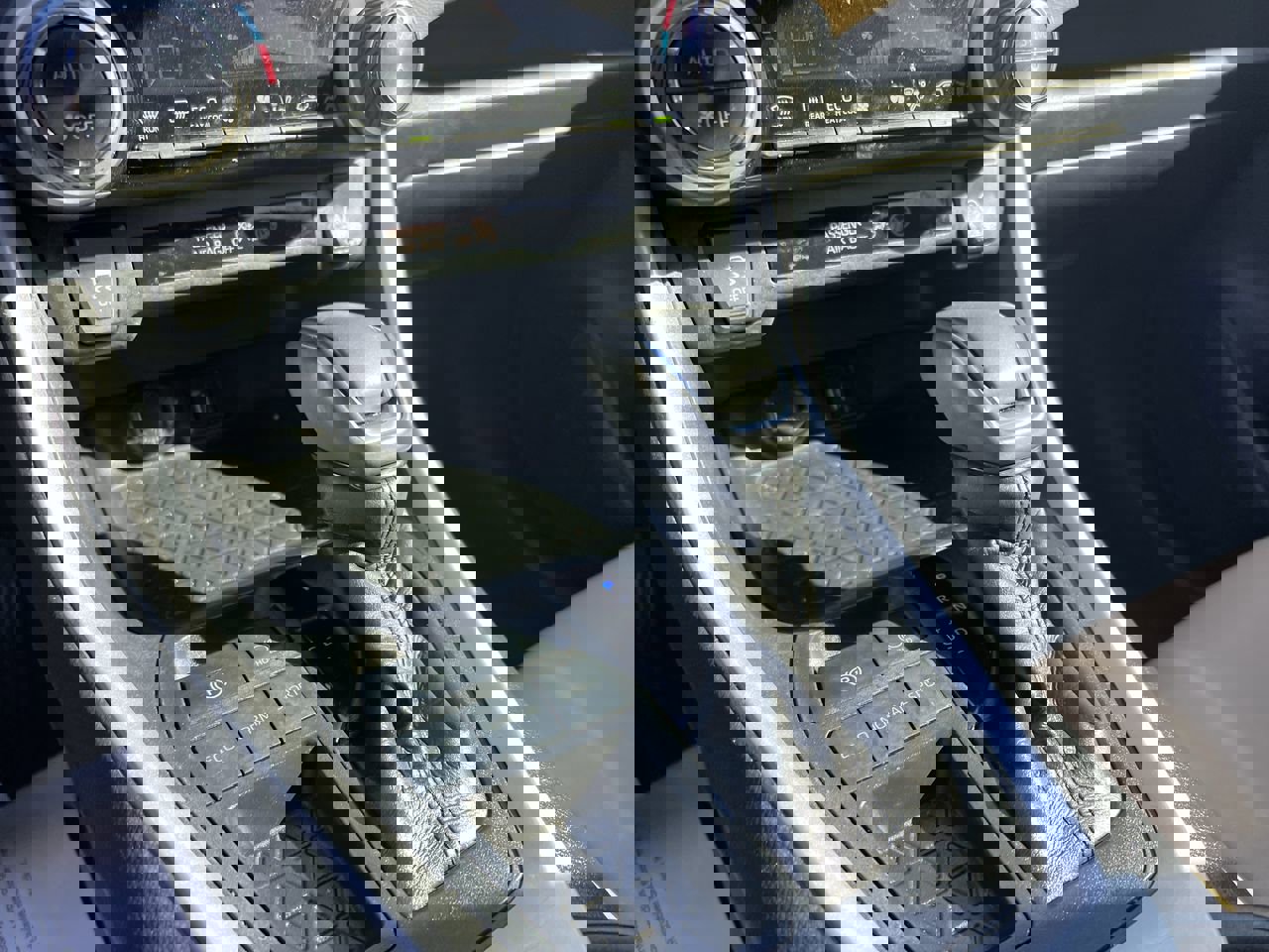 Used 2021 Toyota RAV4 XLE Premium image 26