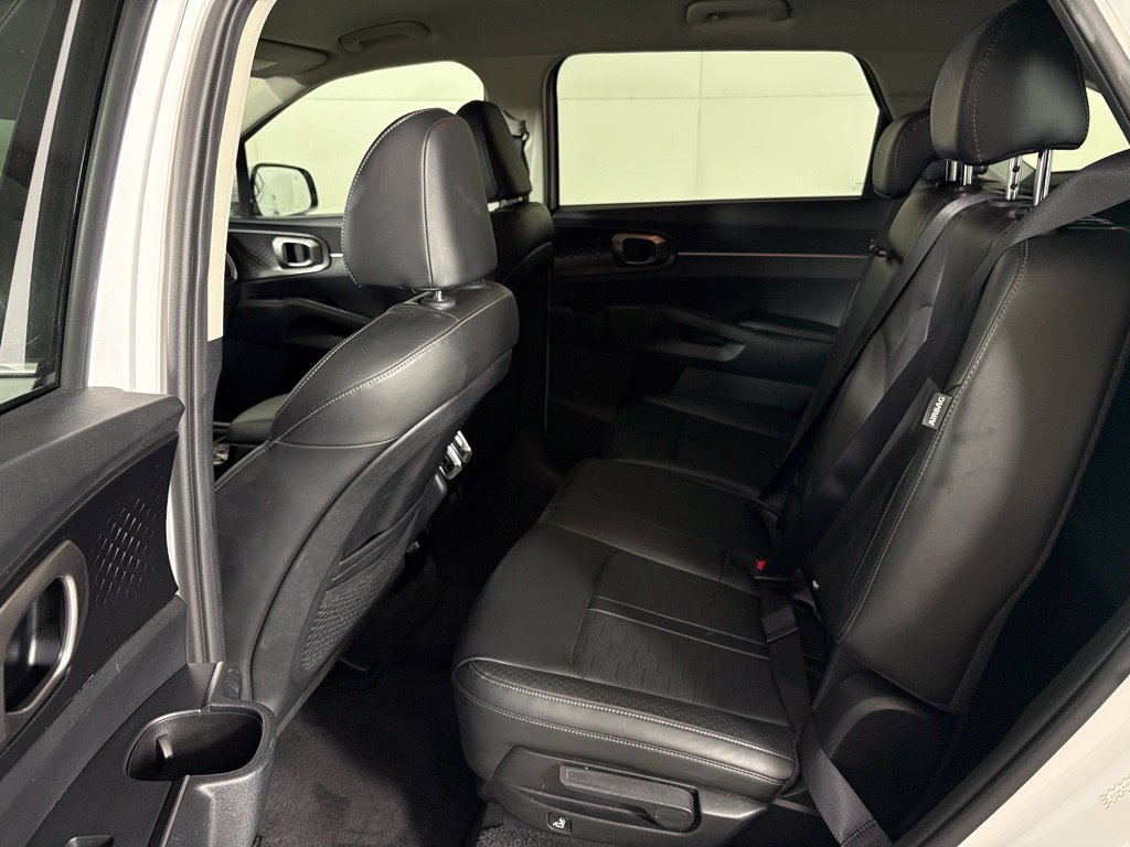 Used 2024 Kia Sorento S FWD image 37