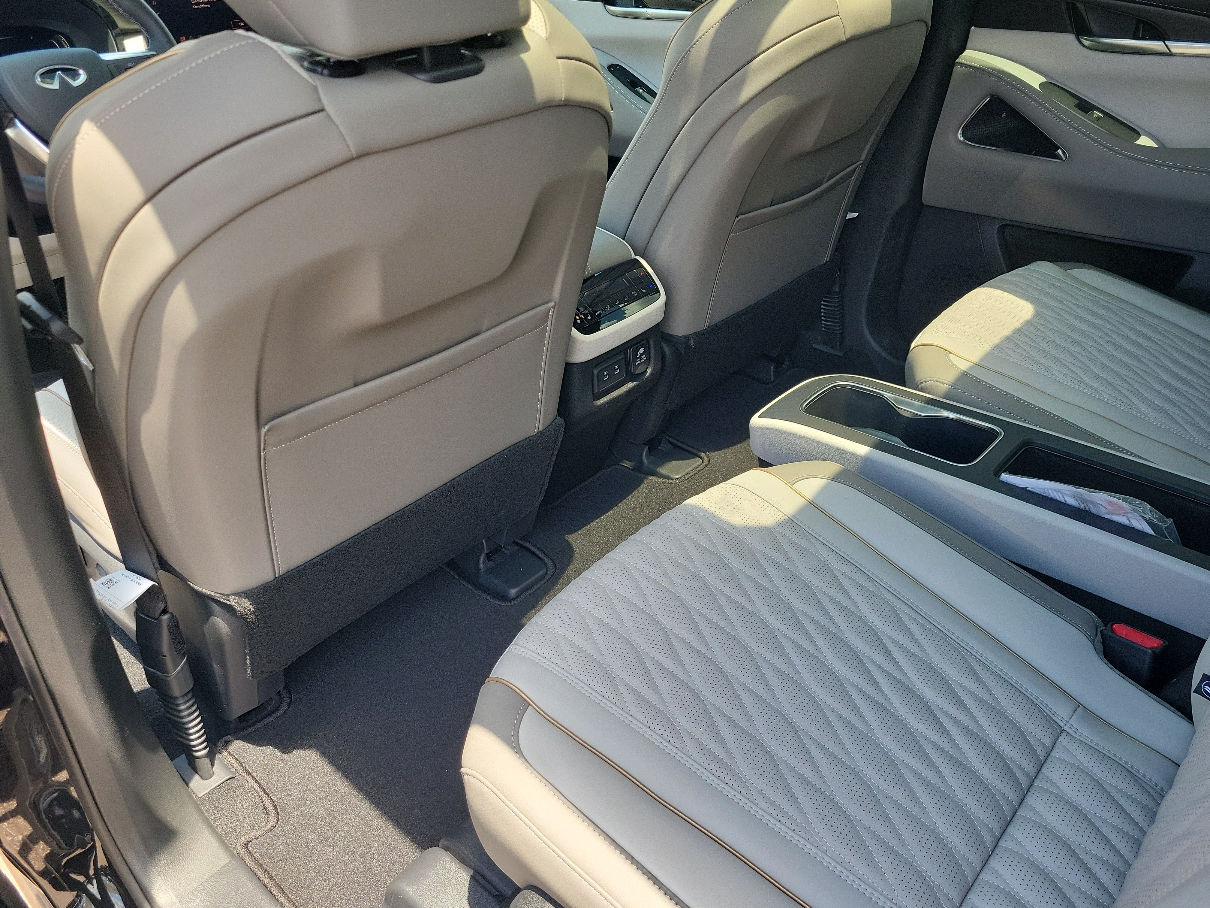 New 2026 INFINITI QX60 Autograph w/ Dark Cargo Package AWD/4WD image 26