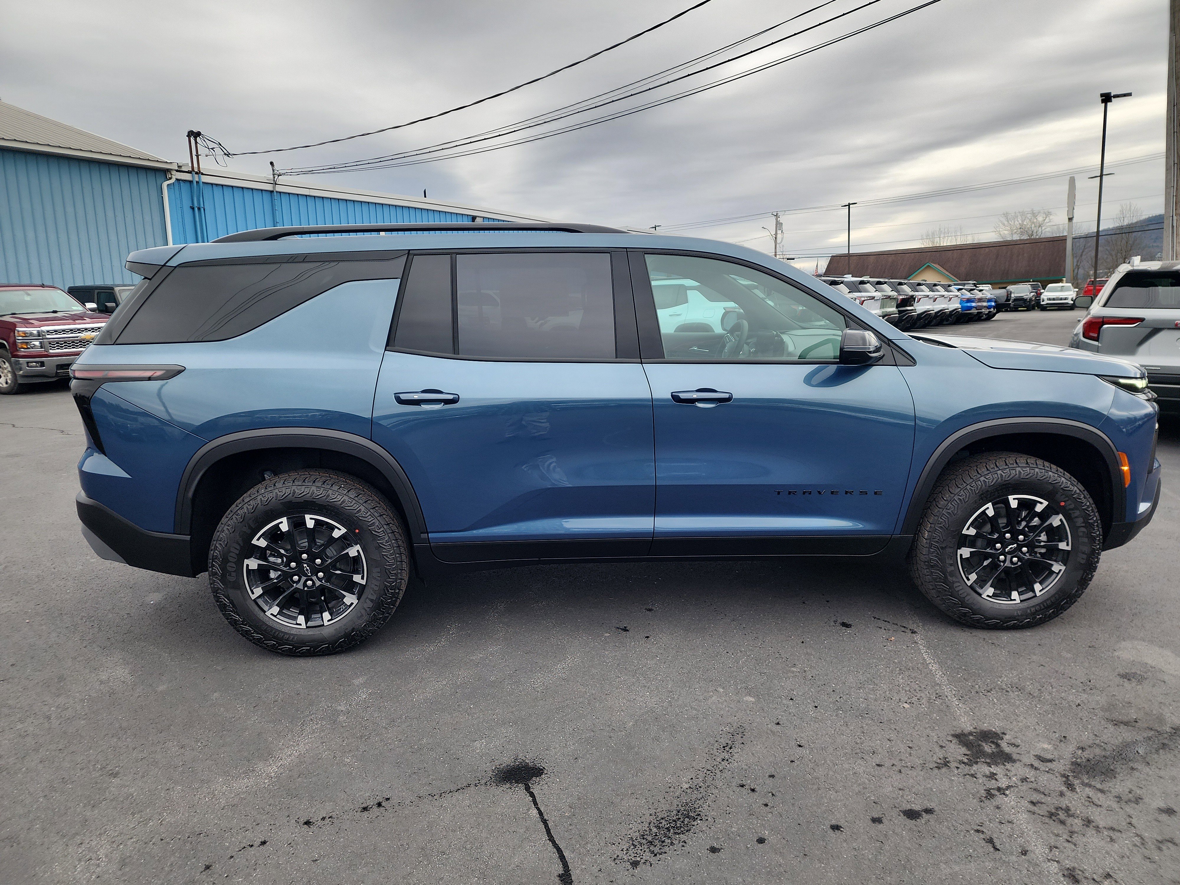 New 2026 Chevrolet Traverse Z71 AWD/4WD image 9