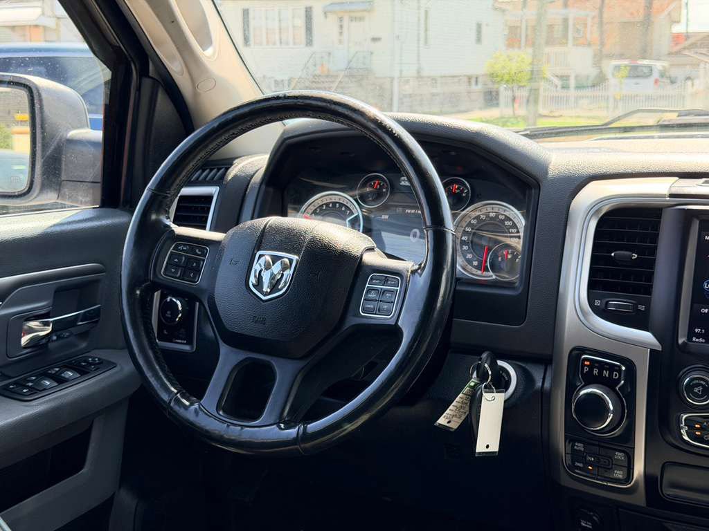 Used 2018 RAM 1500 Big Horn AWD/4WD image 32