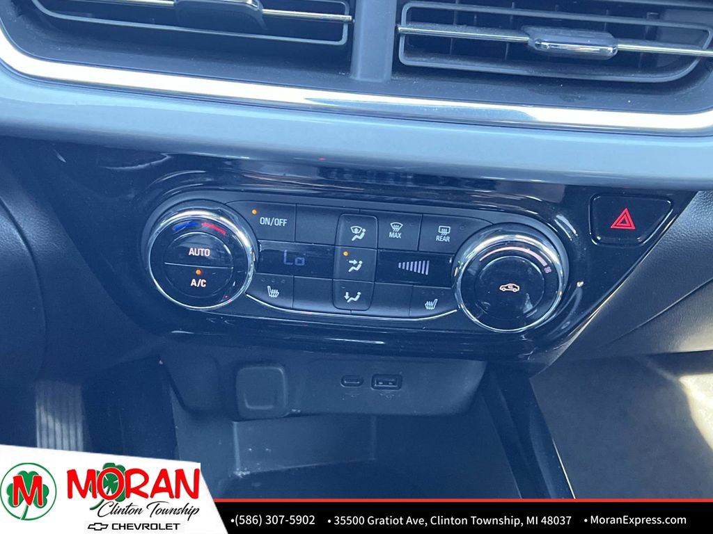 Certified 2024 Chevrolet Trax LT w/ Driver Confidence Package image 21